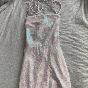 eli party sequin dress in pink iridescent
